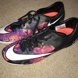 Great condition turf / futsal shoes nike